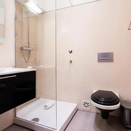 Bairro Alto Superior Two Bedroom By Les Deux Mariettes